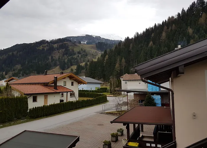 Taubenhaus Pensionat Hollersbach im Pinzgau