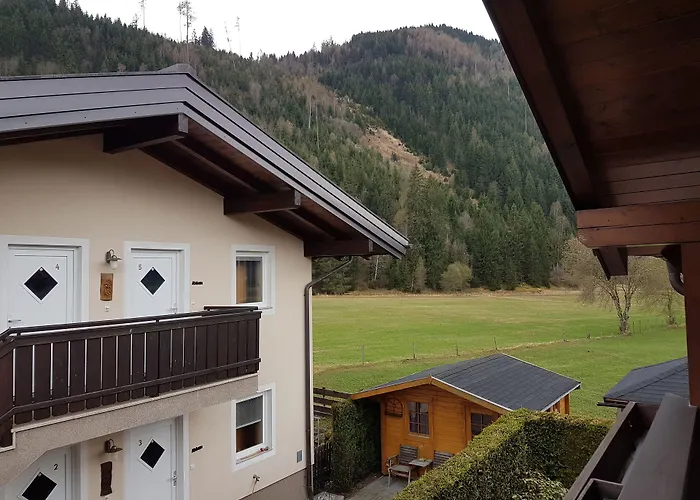 Taubenhaus Pensionat Hollersbach im Pinzgau