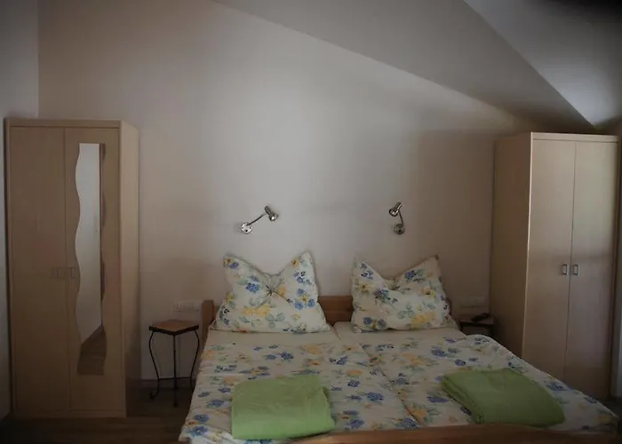 Taubenhaus Pensionat 4*